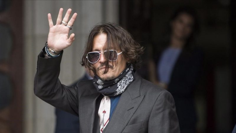 El Actor de Cine Johnny Depp  renuncia a su papel en ‘Fantastic Beasts’